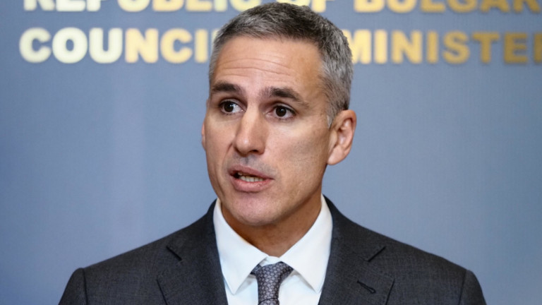  Гюров даде интервю за Politico, ето какво каза