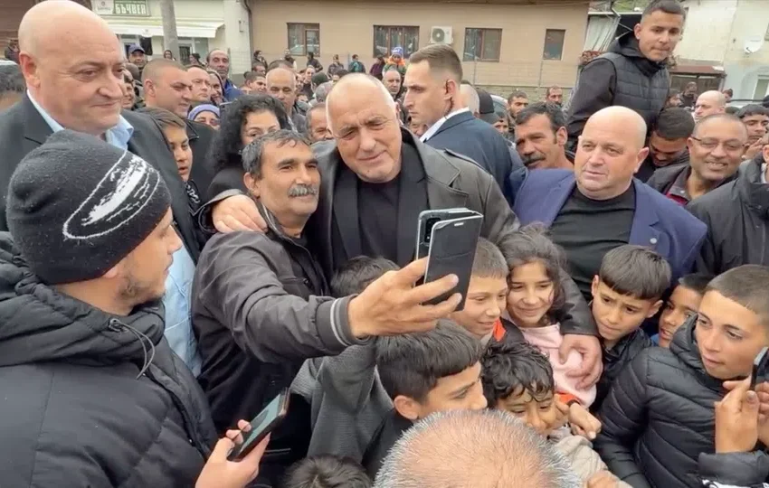  Бойко Борисов в област Сливен: Правим всичко, за да живеете по-добре