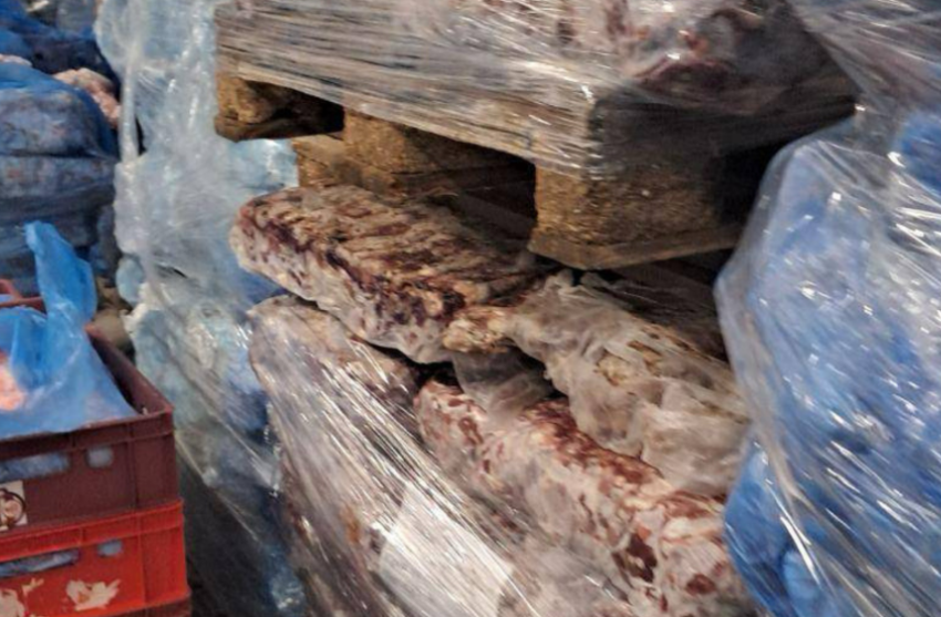  След проверка на БАБХ: Унищожават над 3,3 тона храни в Бургаско